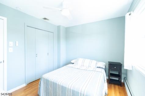 67 Thomas Place Edison NJ 08837
