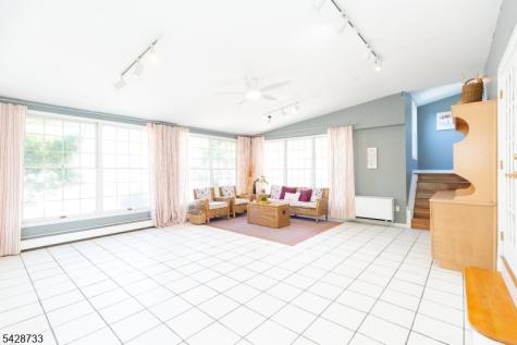 67 Thomas Place Edison NJ 08837