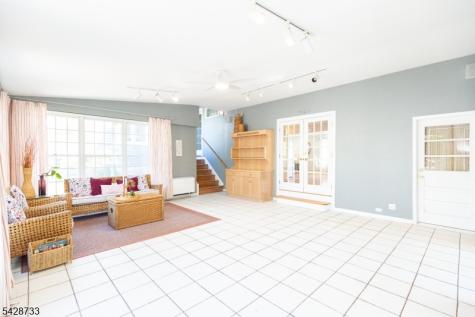 67 Thomas Place Edison NJ 08837