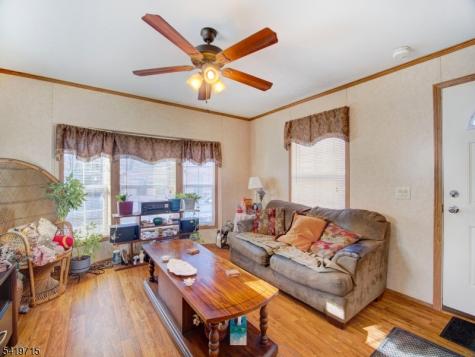 17 E 6th Street Moonachie NJ 07074