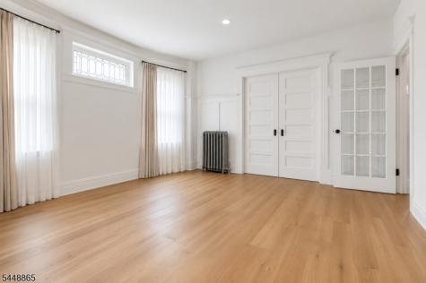 48 Shepard Avenue East Orange NJ 07018