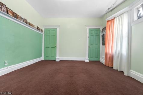 48 Shepard Avenue East Orange NJ 07018