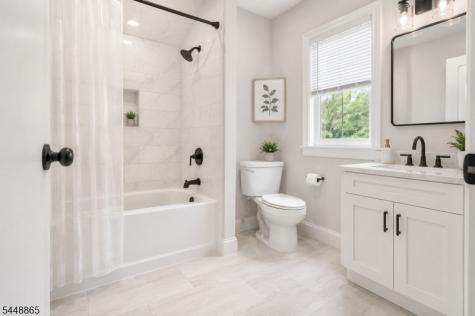48 Shepard Avenue East Orange NJ 07018