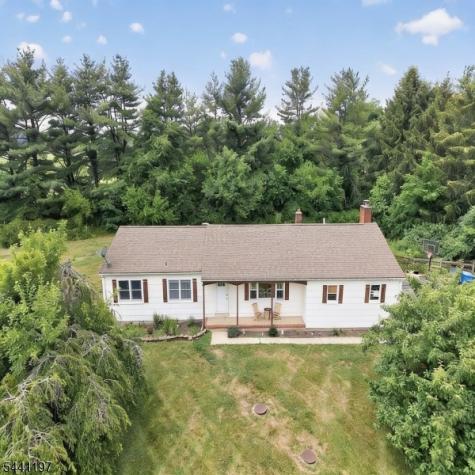 22 Sandra Road East Amwell NJ 08551