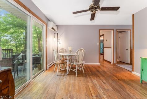 23 Country Hill Road Clinton NJ 08833