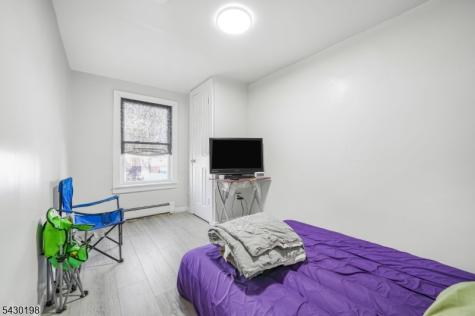 418 S 10th Street Newark NJ 07103