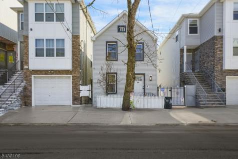 418 S 10th Street Newark NJ 07103