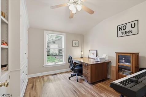 253 Essex Street Long Hill NJ 07980