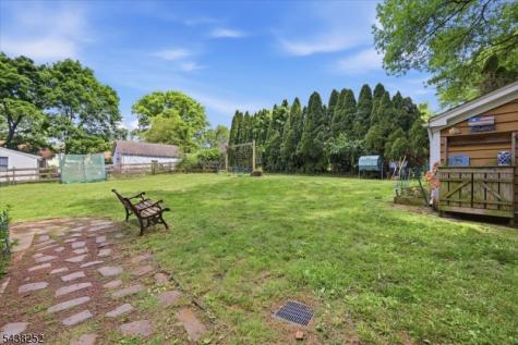 253 Essex Street Long Hill NJ 07980