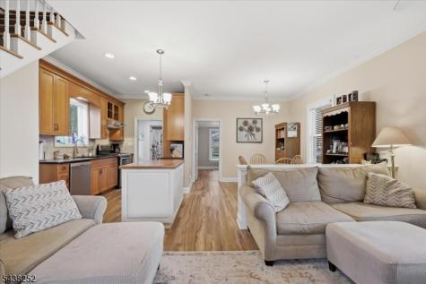 253 Essex Street Long Hill NJ 07980