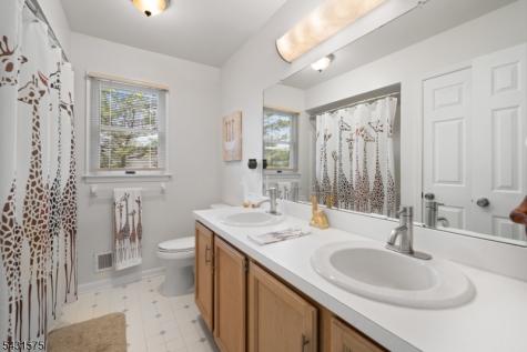 86 Carriage Trail Montgomery NJ 08502