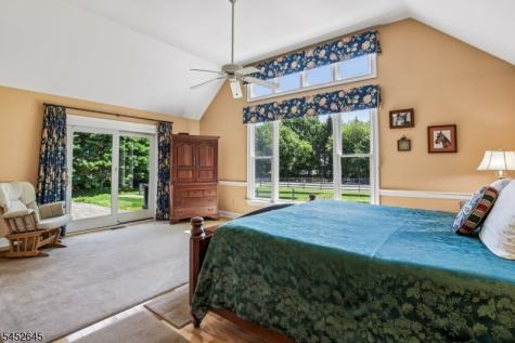 152 Lambertville Hq Road Delaware NJ 08559