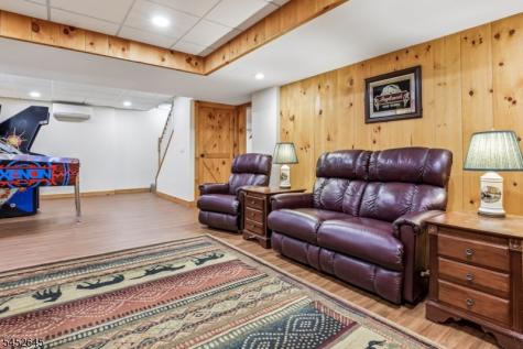152 Lambertville Hq Road Delaware NJ 08559
