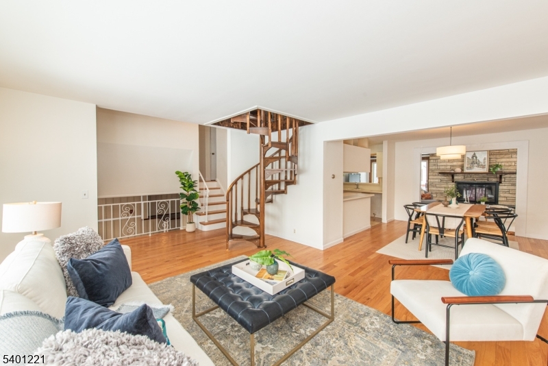 27 Balston Drive Verona NJ 07044