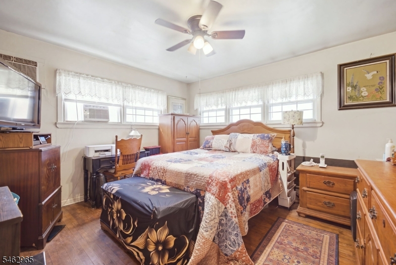 1033 Clinton Avenue South Plainfield NJ 07080