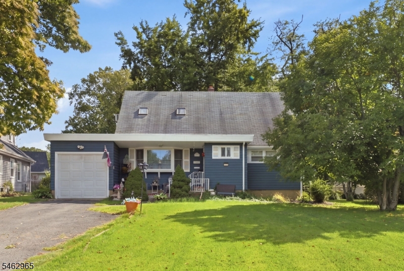 1033 Clinton Avenue South Plainfield NJ 07080
