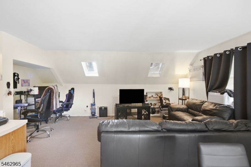 1033 Clinton Avenue South Plainfield NJ 07080