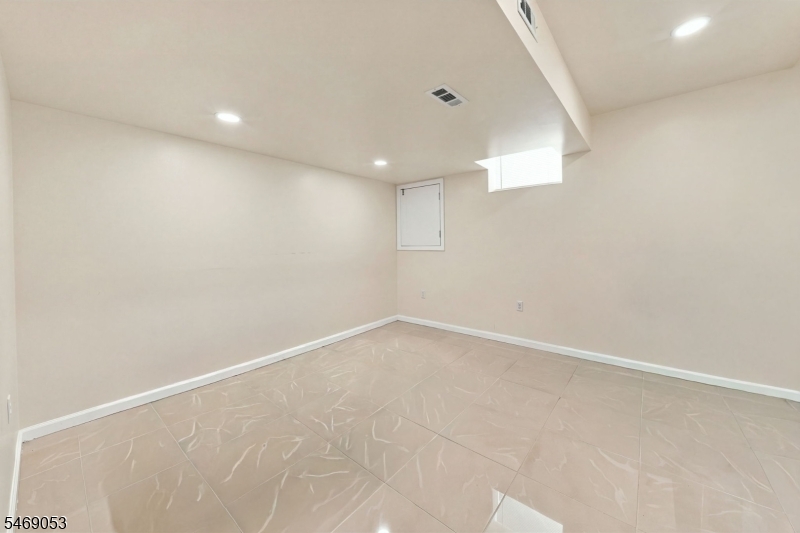 36 Fiume Street Woodbridge NJ 08830