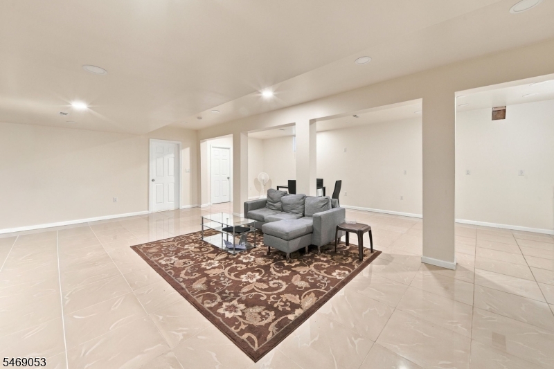 36 Fiume Street Woodbridge NJ 08830