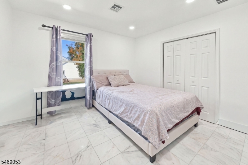 36 Fiume Street Woodbridge NJ 08830