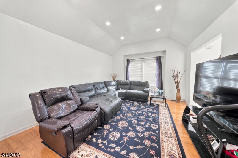 36 Fiume Street Woodbridge NJ 08830