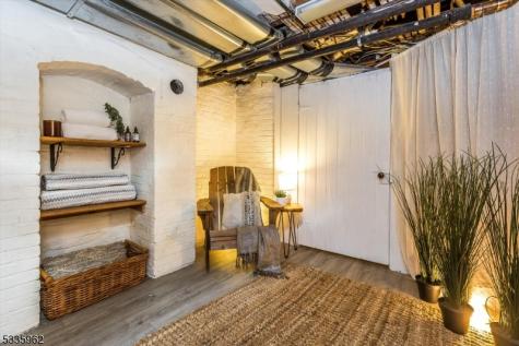 53 Melrose Place Montclair NJ 07042