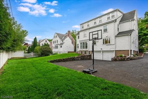 31 The Fairway Montclair NJ 07043