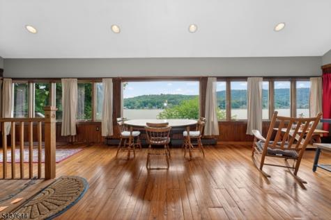 138 Lakeside Dr, West Liberty NJ 07823