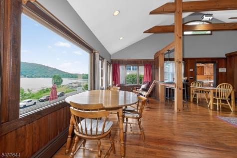 138 Lakeside Dr, West Liberty NJ 07823