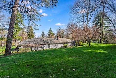 5 Edgehill Road West Orange NJ 07052