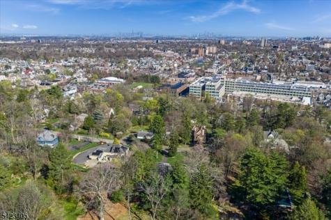 5 Edgehill Road West Orange NJ 07052
