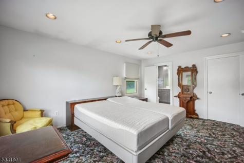 39 Wingate Drive Livingston NJ 07039