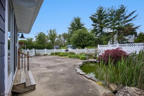 39 Wingate Drive Livingston NJ 07039