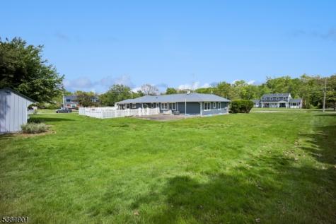 39 Wingate Drive Livingston NJ 07039