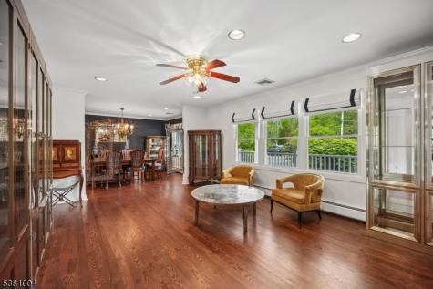 39 Wingate Drive Livingston NJ 07039