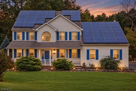 18 Cornerstone Drive Allamuchy NJ 07840