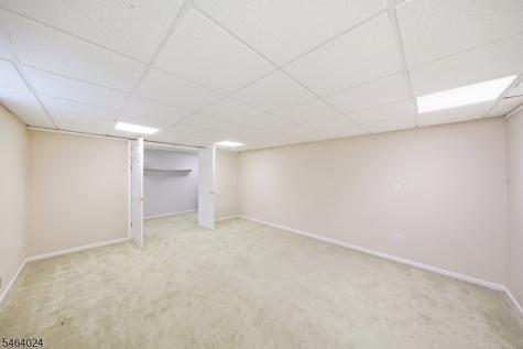 18 Cornerstone Drive Allamuchy NJ 07840