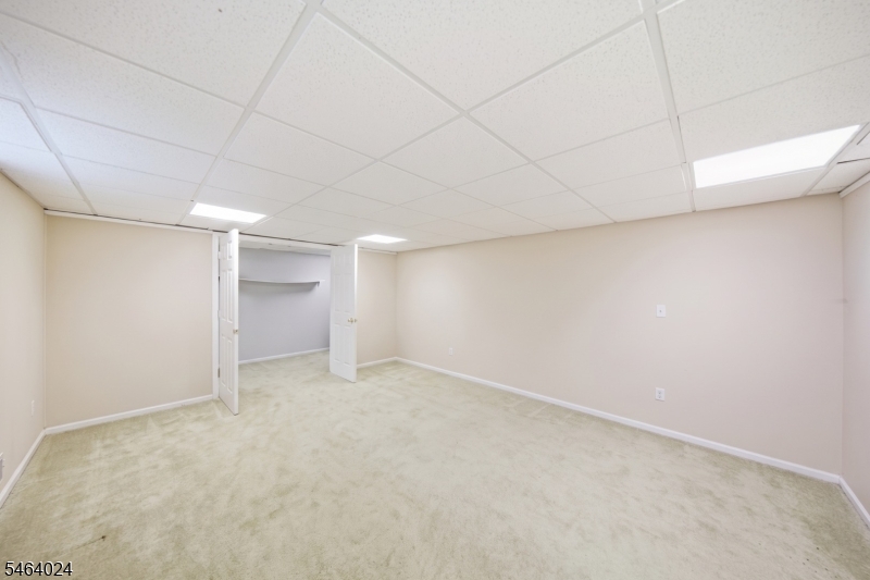 18 Cornerstone Drive Allamuchy NJ 07840