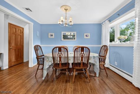 20 Thompson Avenue Woodbridge NJ 08863