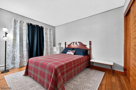 20 Thompson Avenue Woodbridge NJ 08863