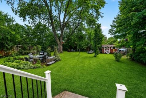 20 Thompson Avenue Woodbridge NJ 08863
