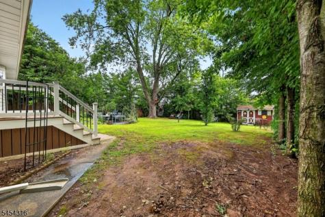 20 Thompson Avenue Woodbridge NJ 08863