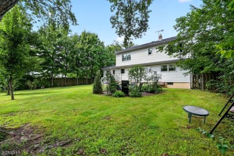 20 Thompson Avenue Woodbridge NJ 08863