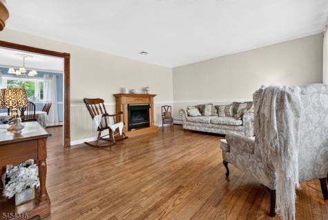 20 Thompson Avenue Woodbridge NJ 08863