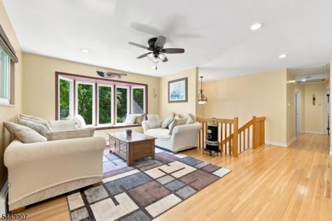 78 River Road Mount Olive NJ 07836