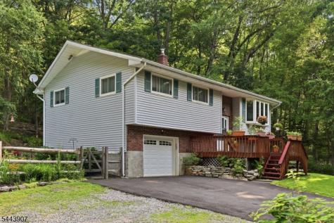 78 River Road Mount Olive NJ 07836