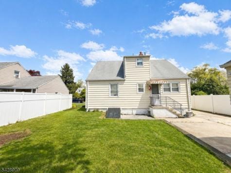 8 Blake Avenue Franklin NJ 08873