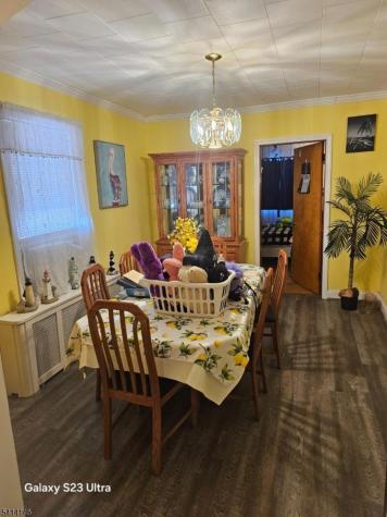 215 W 2nd Street Clifton NJ 07011