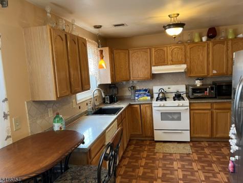 415 Wheatsheaf Road Roselle NJ 07203