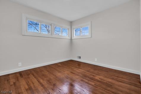1663 Columbus Place Rahway NJ 07065